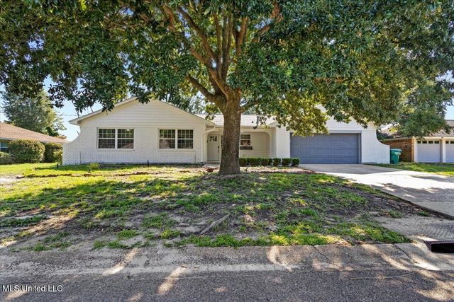 700 Sarazen Drive, Gulfport, MS 39507