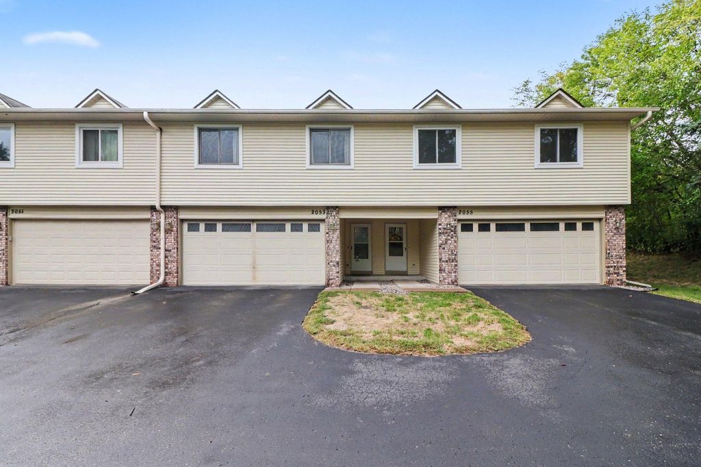 2053 Edgerton Street, Maplewood, MN 55117 — exterior