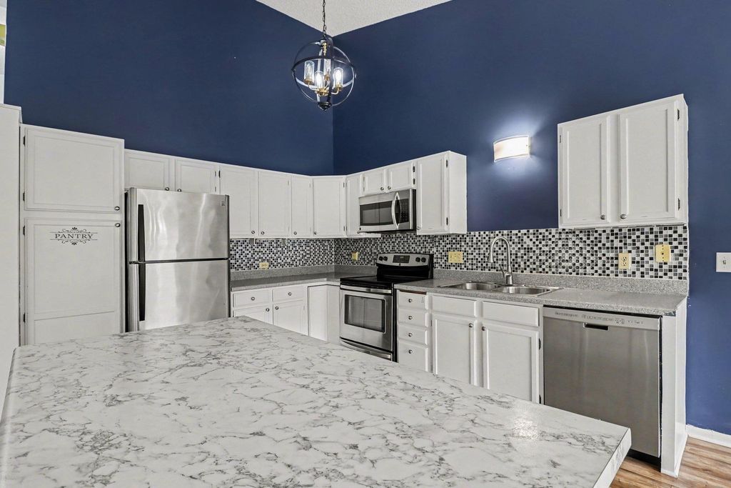 2053 Edgerton Street, Maplewood, MN 55117 — photo 5
