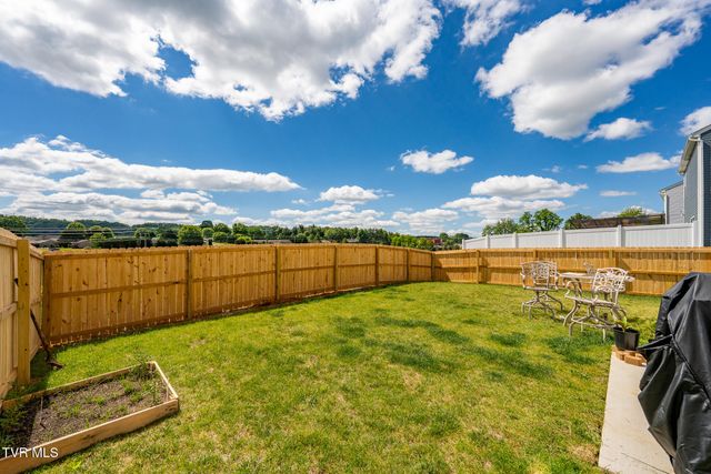 309 Cookie Loop, Johnson City, TN 37615