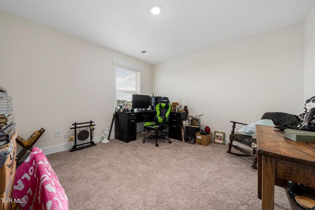 309 Cookie Loop, Johnson City, TN 37615