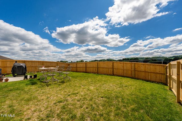 309 Cookie Loop, Johnson City, TN 37615