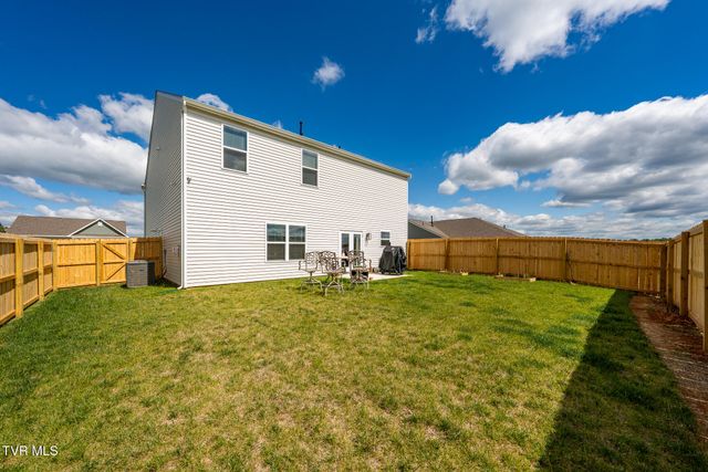 309 Cookie Loop, Johnson City, TN 37615