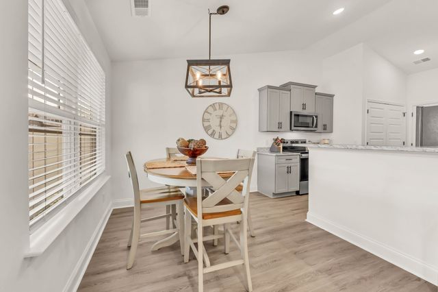 1143 Javier Dr, Springfield, TN 37172
