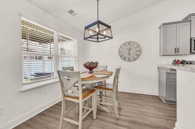 1143 Javier Dr, Springfield, TN 37172