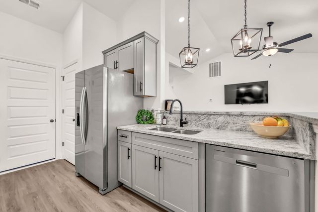 1143 Javier Dr, Springfield, TN 37172