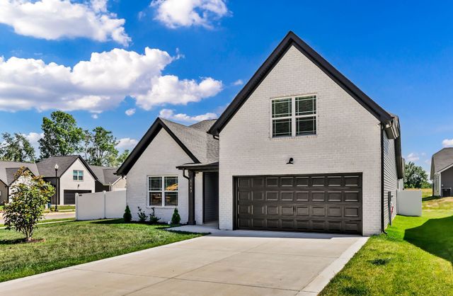 1143 Javier Dr, Springfield, TN 37172