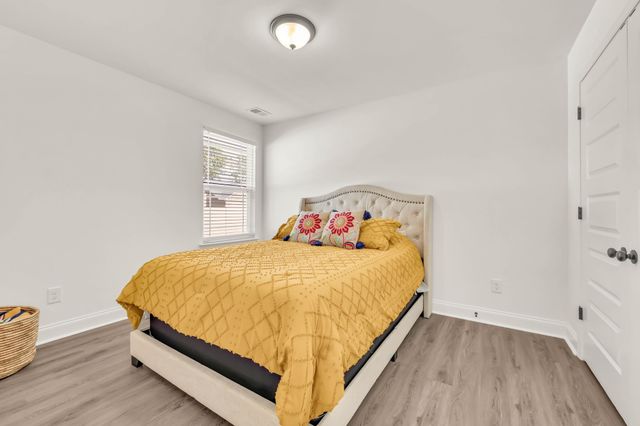 1143 Javier Dr, Springfield, TN 37172