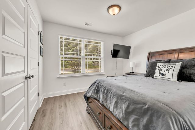 1143 Javier Dr, Springfield, TN 37172