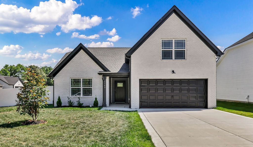 1143 Javier Dr, Springfield, TN 37172