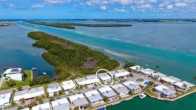 909 SPANISH DRIVE N, Longboat Key, FL 34228