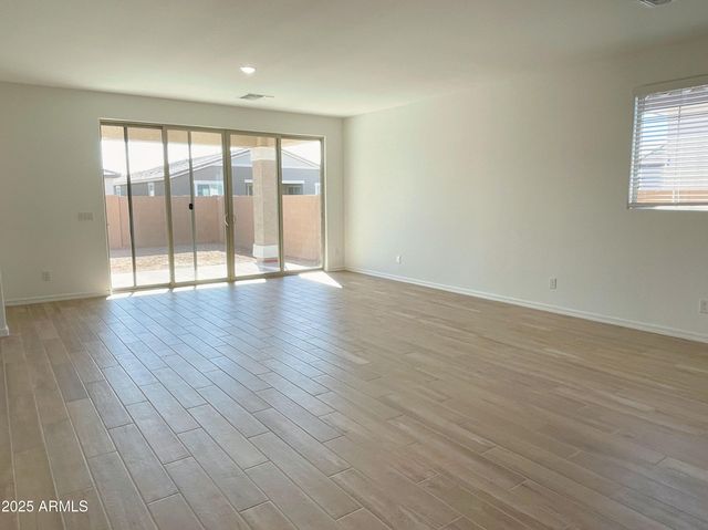 22889 E Roundup Way, Queen Creek, AZ 85142