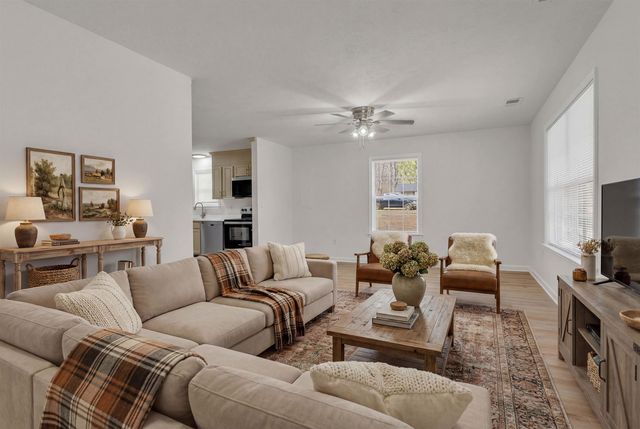 165 GILLIAM LN, Mason, TN 38049