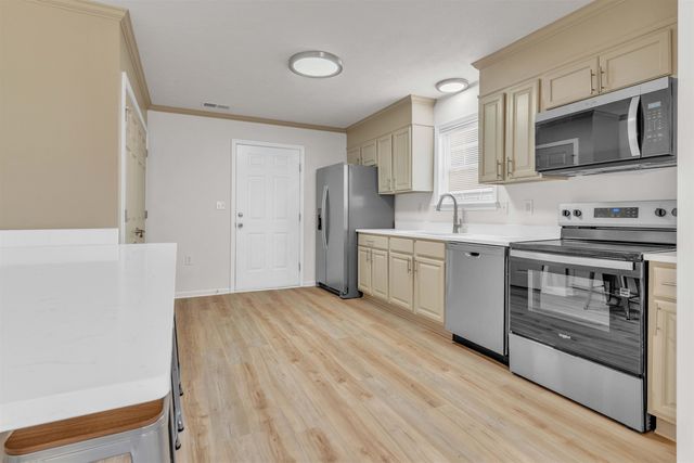 165 GILLIAM LN, Mason, TN 38049