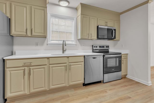 165 GILLIAM LN, Mason, TN 38049