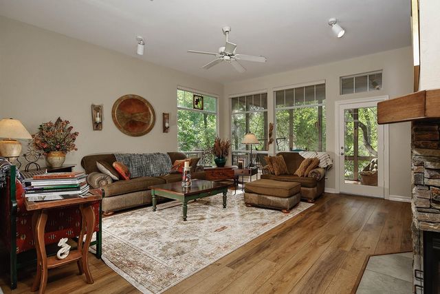 18 S Slash Pine Park, The Woodlands, TX 77380