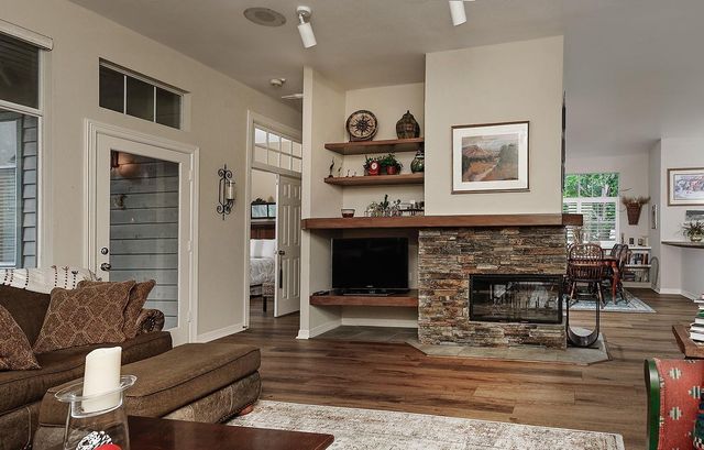 18 S Slash Pine Park, The Woodlands, TX 77380