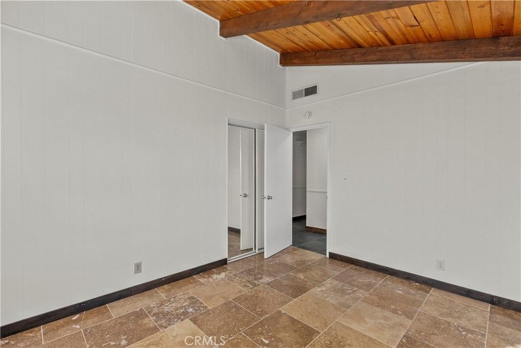 Image 23 of property listing at 29506 Cromwell Avenue, Castaic, CA 91384