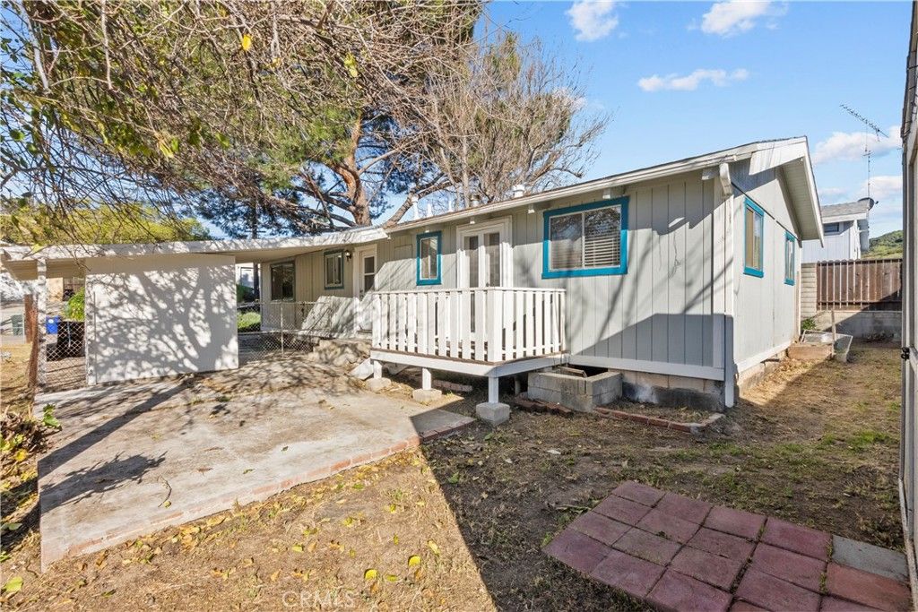Image 28 of property listing at 29506 Cromwell Avenue, Castaic, CA 91384