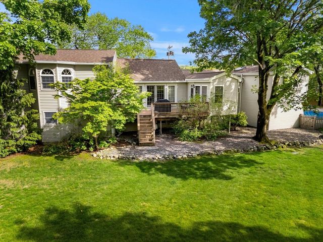 81 Lowell Blvd, Methuen, MA 01844