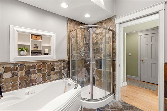81 Lowell Blvd, Methuen, MA 01844