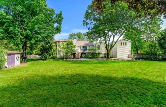 81 Lowell Blvd, Methuen, MA 01844