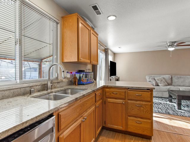 2901 Nw 2ND Cir, Battle Ground, WA 98604