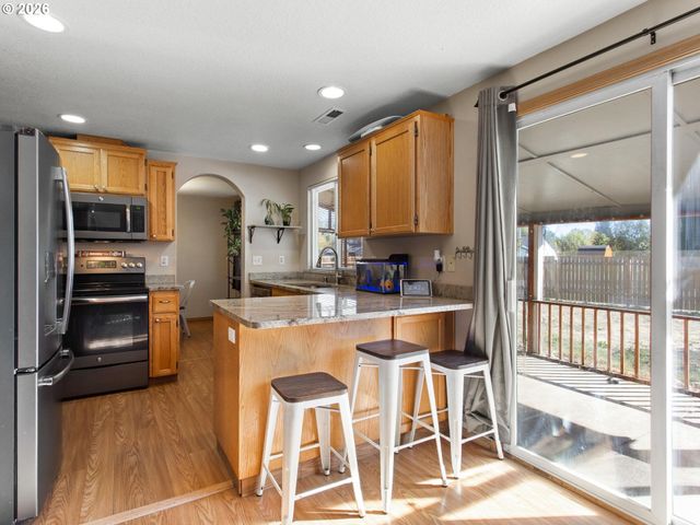 2901 Nw 2ND Cir, Battle Ground, WA 98604