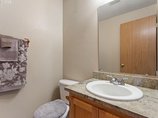 2901 Nw 2ND Cir, Battle Ground, WA 98604