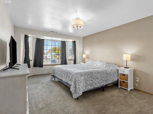 2901 Nw 2ND Cir, Battle Ground, WA 98604