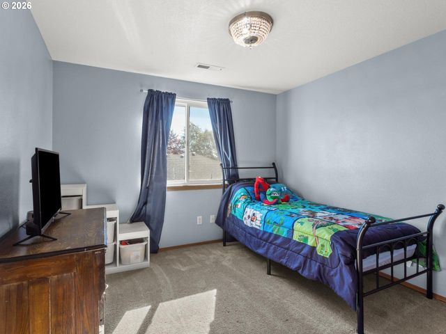 2901 Nw 2ND Cir, Battle Ground, WA 98604
