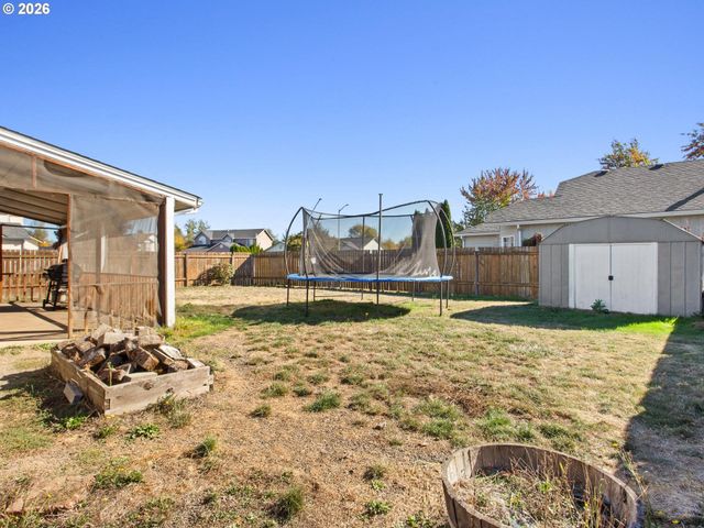 2901 Nw 2ND Cir, Battle Ground, WA 98604