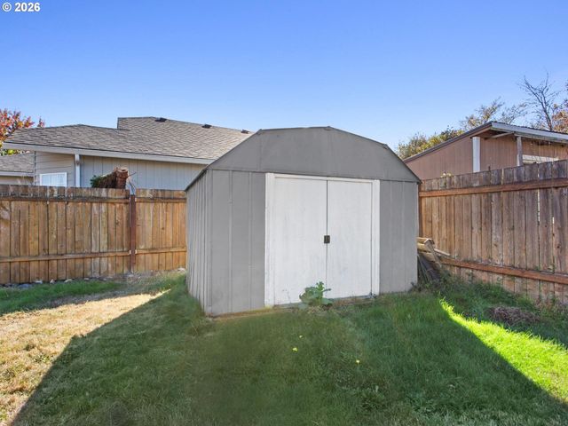 2901 Nw 2ND Cir, Battle Ground, WA 98604