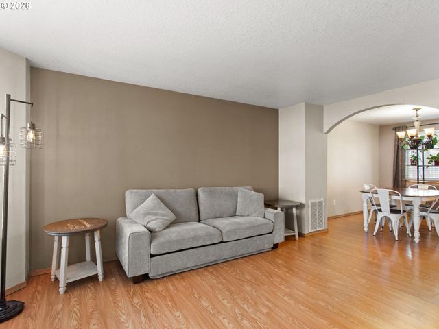 2901 Nw 2ND Cir, Battle Ground, WA 98604