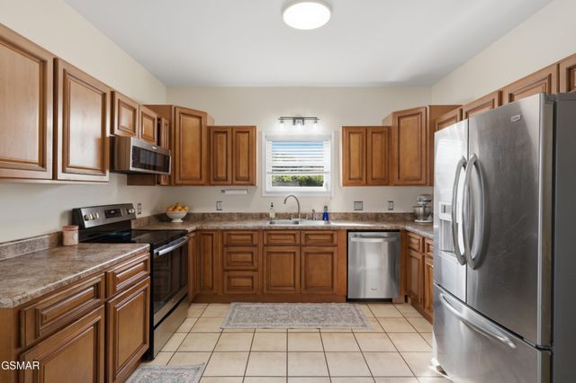 3230 Sybill Lee Lane, Sevierville, TN 37876