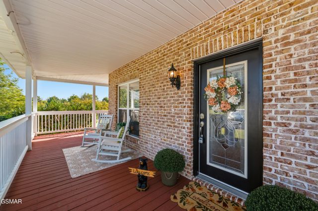 3230 Sybill Lee Lane, Sevierville, TN 37876