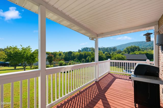 3230 Sybill Lee Lane, Sevierville, TN 37876