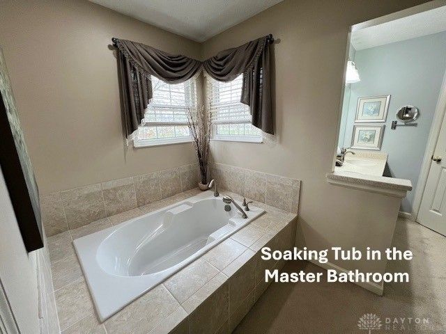 2461 Rosina Drive, Miamisburg, OH 45342