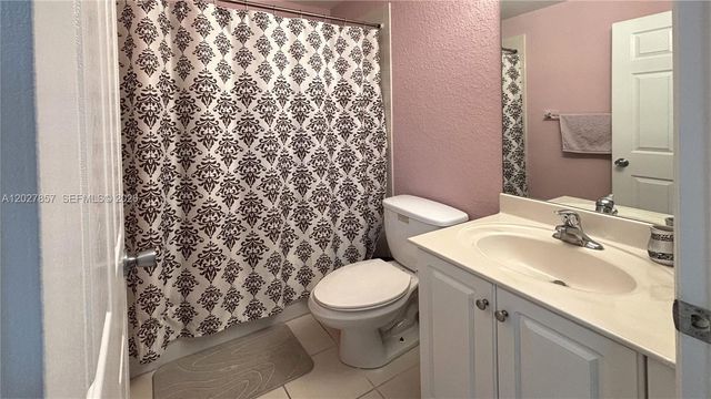 1962 SW 60th Ave, North Lauderdale, FL 33068