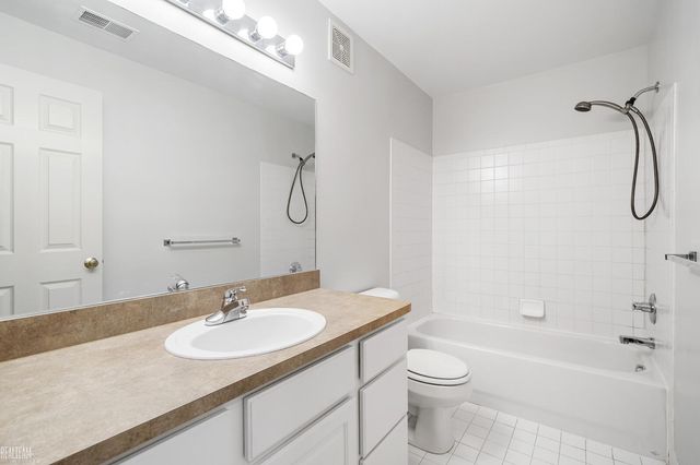 25675 N Maritime Circle, Harrison Twp, MI 48045