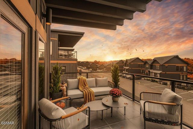 285 Rambling Creek Way, Sevierville, TN 37862