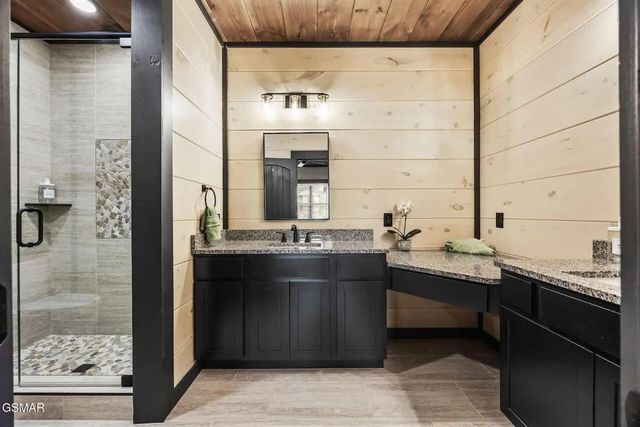 285 Rambling Creek Way, Sevierville, TN 37862