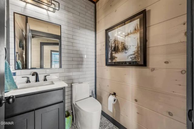 285 Rambling Creek Way, Sevierville, TN 37862