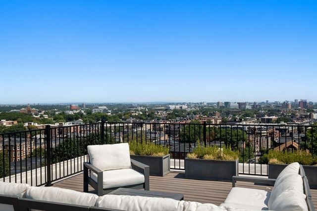 249 Corey Rd 105, Boston, MA 02135