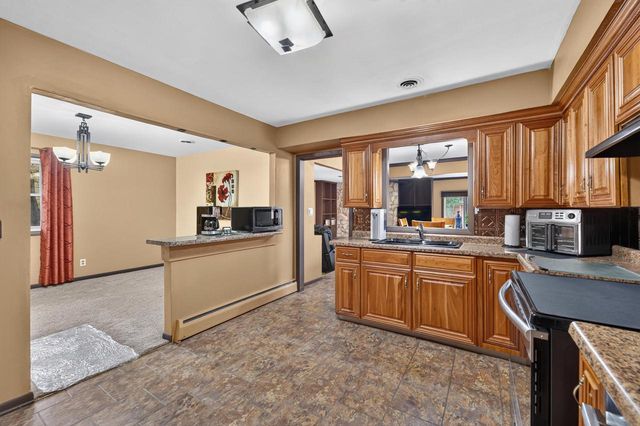 6023 Princeton LANE, Racine, WI 53402