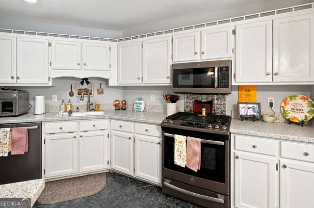 41 Williamsburg Drive NW, Rome, GA 30165