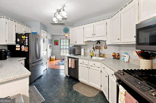 41 Williamsburg Drive NW, Rome, GA 30165