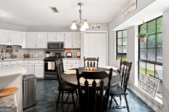 41 Williamsburg Drive NW, Rome, GA 30165