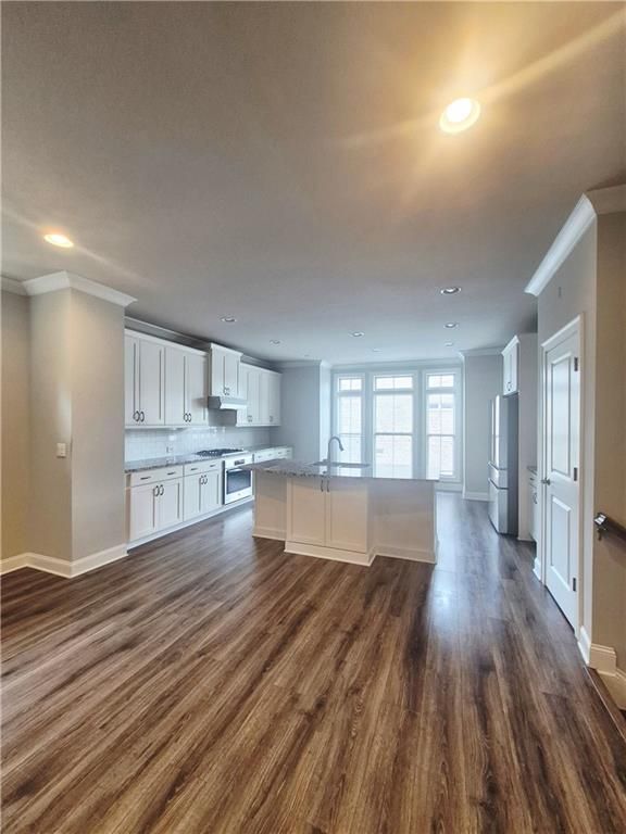 6596 Marlowe Glen Way, Johns Creek, GA 30024