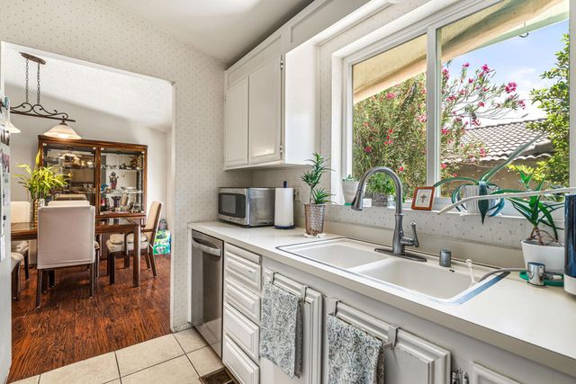 74495 Gary Avenue, Palm Desert, CA 92260